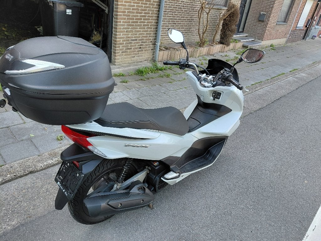 Honda Pcx 125cc (permis b voiture), Honda, Enlèvement ou Envoi, 125 cm³, Comme neuf