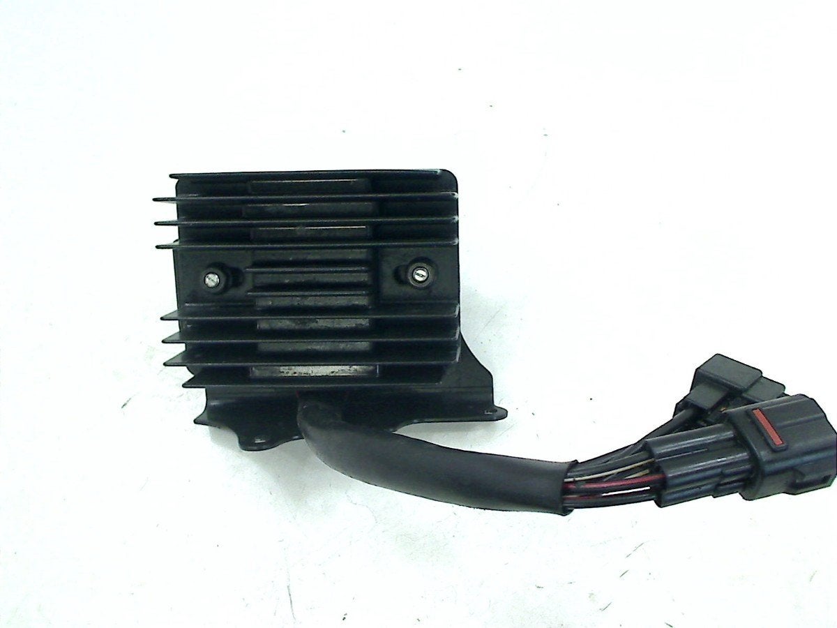 SPANNINGSREGELAAR GSF 1250 Bandit 2007-2011 (GSF1250), Motoren, Dhr. S. di Majo, Gebruikt, Info@cama-motorparts.nl, P.J. Troelstraweg 8 8
3144 CX  MAASSLUIS, NL