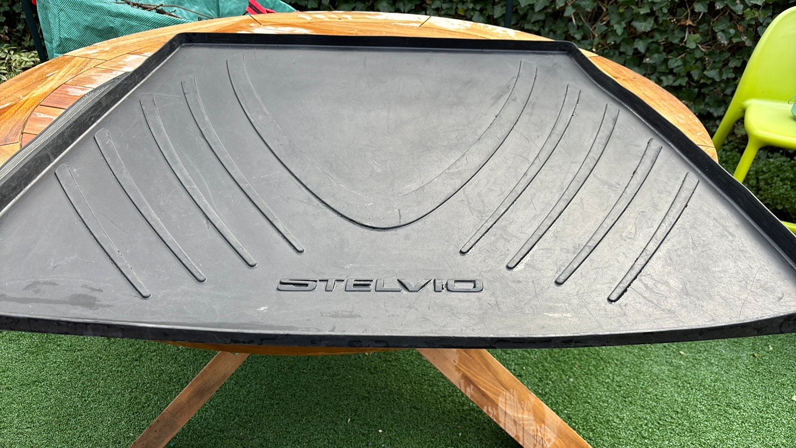 tapis de coffre Alfa Romeo Stelvio, Enlèvement, Comme neuf
