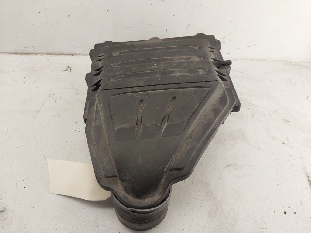 BOITIER FILTRE À AIR Skoda Octavia Combi (5EAC), Utilisé, Info@skoda-auto.de, Skoda, Max-Planck-Straße  3-5
64331  Weiterstadt, DE