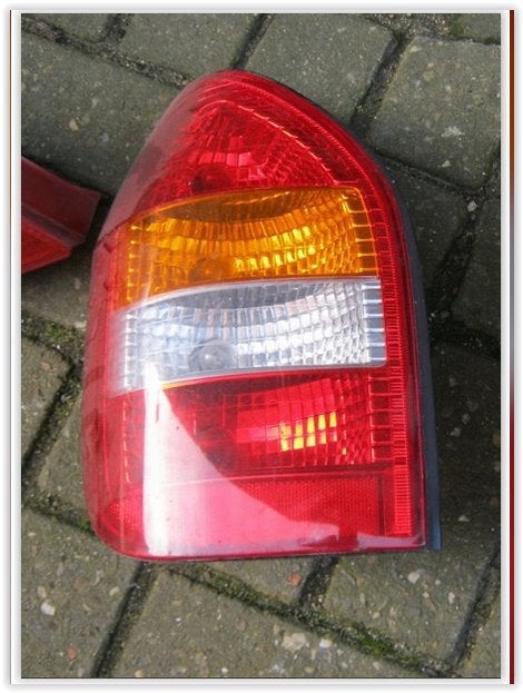 Feu arrière gauche pour opel zafira A 2003, Autos : Pièces & Accessoires, Enlèvement ou Envoi, Utilisé, Opel