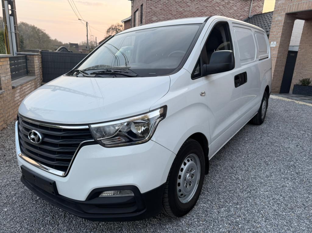 Hyundai H1 utilitaire Boîte automatique Clim 01/2019, Autos, Particulier, Achat, Hyundai