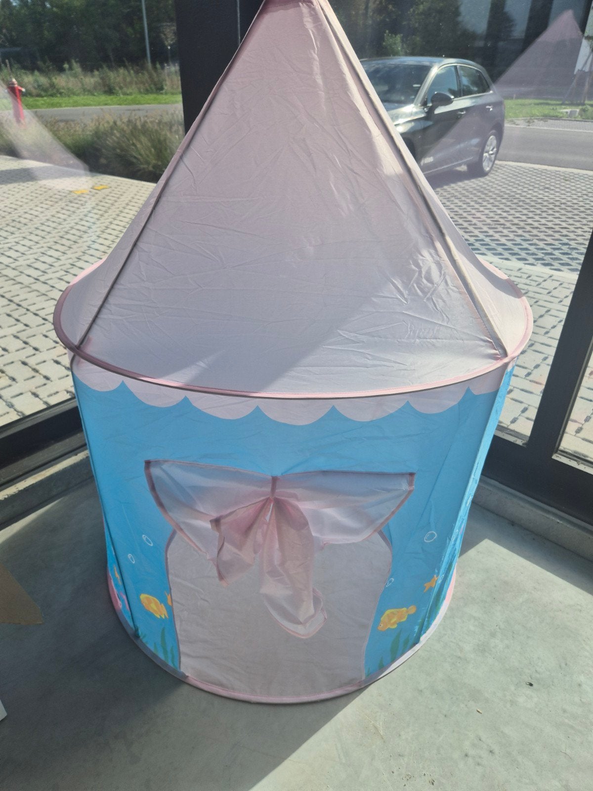 kinderspeeltent, Enlèvement