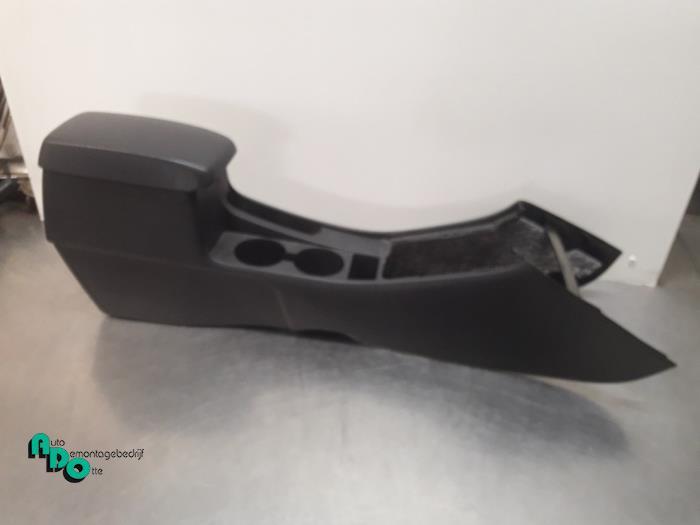 Armleuning van een Toyota Corolla (Corolla 02-), Gebruikt, -, -, Ophalen of Verzenden
