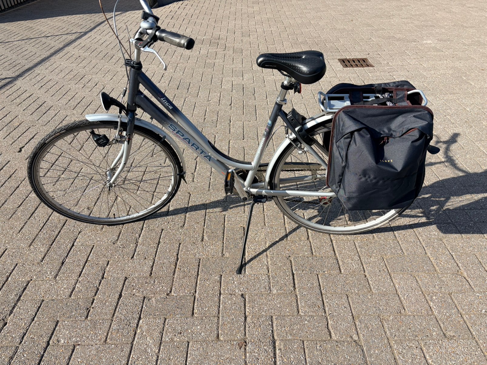 Dames fiets sparta, Ophalen, Zo goed als nieuw, Sparta, Versnellingen