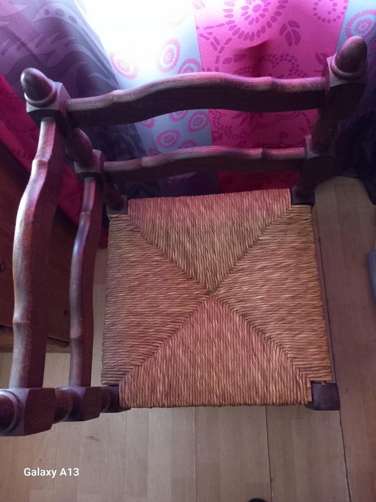Chaise en coin, Enlèvement