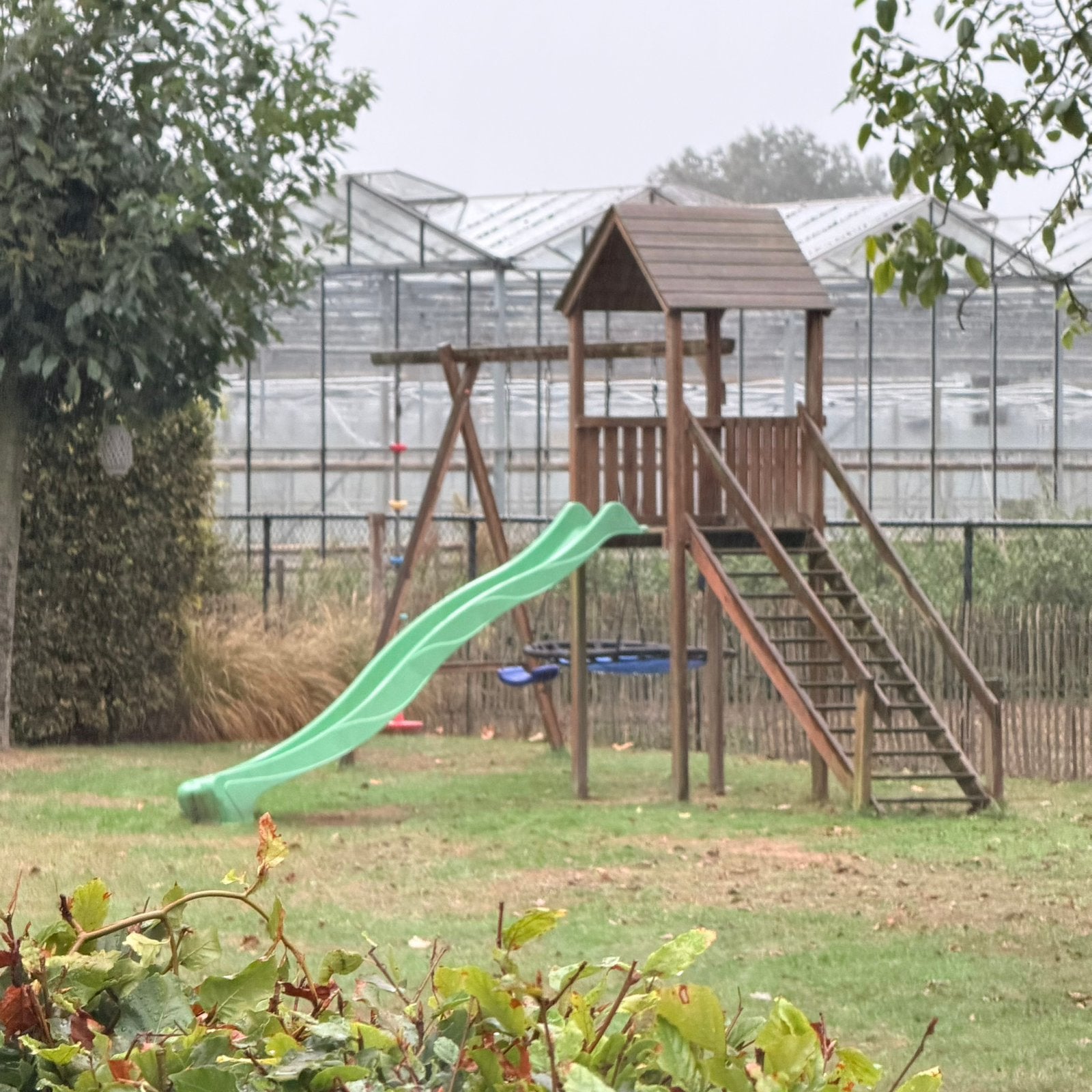 Speeltuig - gratis, Kinderen en Baby's, Speelgoed | Buiten | Speeltoestellen, Ophalen, Gebruikt, Glijbaan