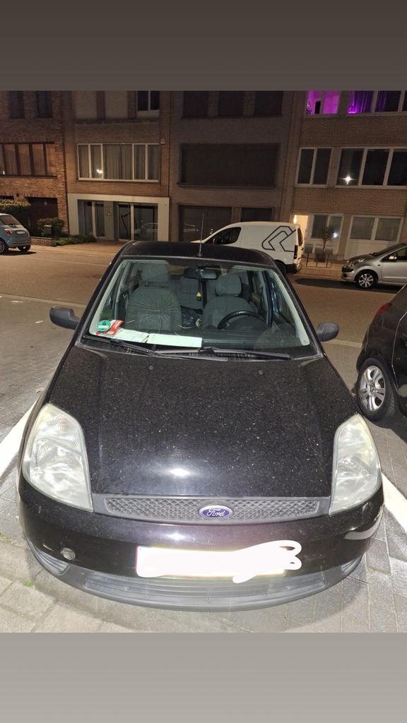Ford Fiesta 2003 – rijdend – opknapper of voor onderdelen, Autos : Pièces & Accessoires, Autres pièces automobiles, Enlèvement