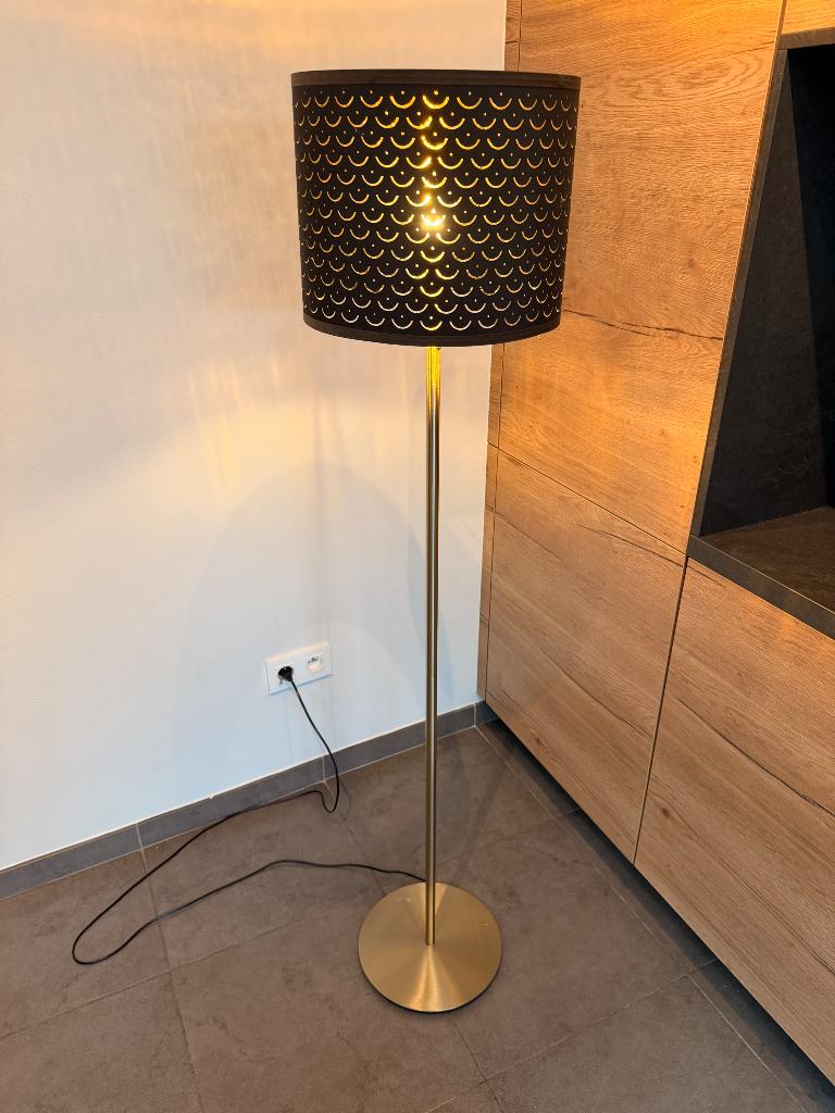 Staande sfeerlamp ikea Nymö gouden voet, Enlèvement, Comme neuf, Métal