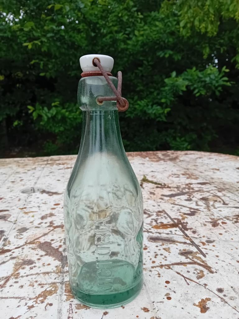 Ancienne bouteille à lait Victoria vintage, Enlèvement ou Envoi