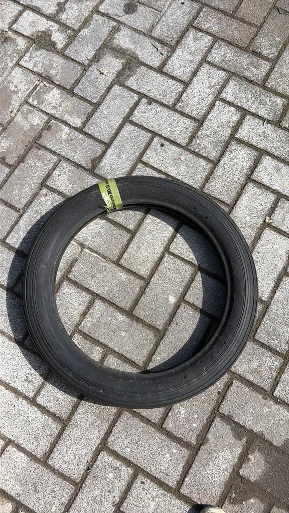 NOS avon speedmaster 3.25 x 19, Ophalen, Nieuw