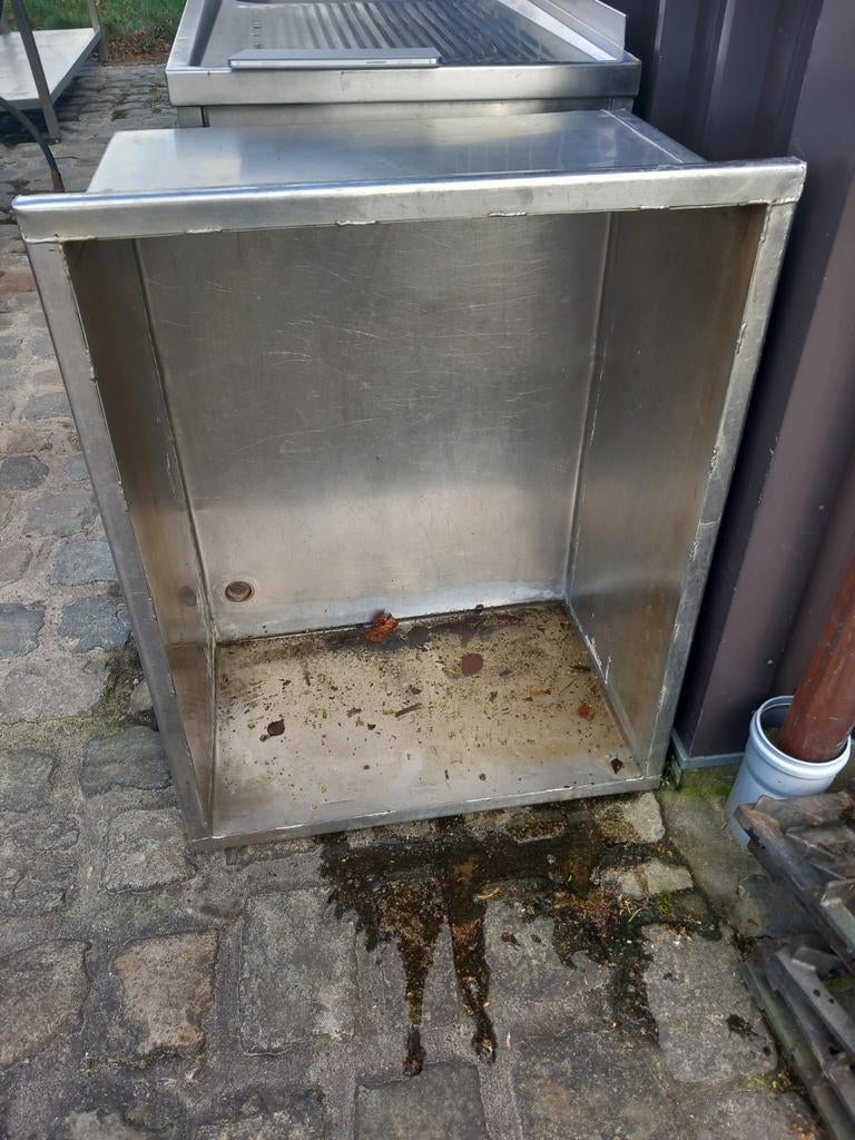 Inox  spoelbak, Ophalen