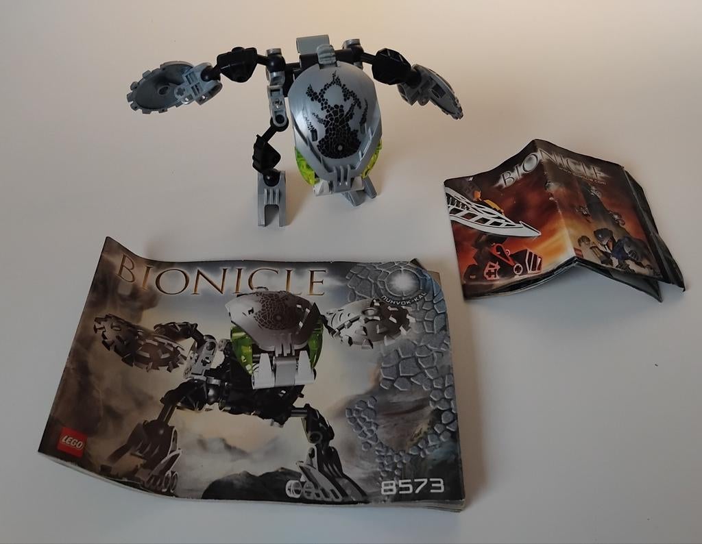 Lego Bionicle 8573 pop en boekjes, Enlèvement ou Envoi, Utilisé