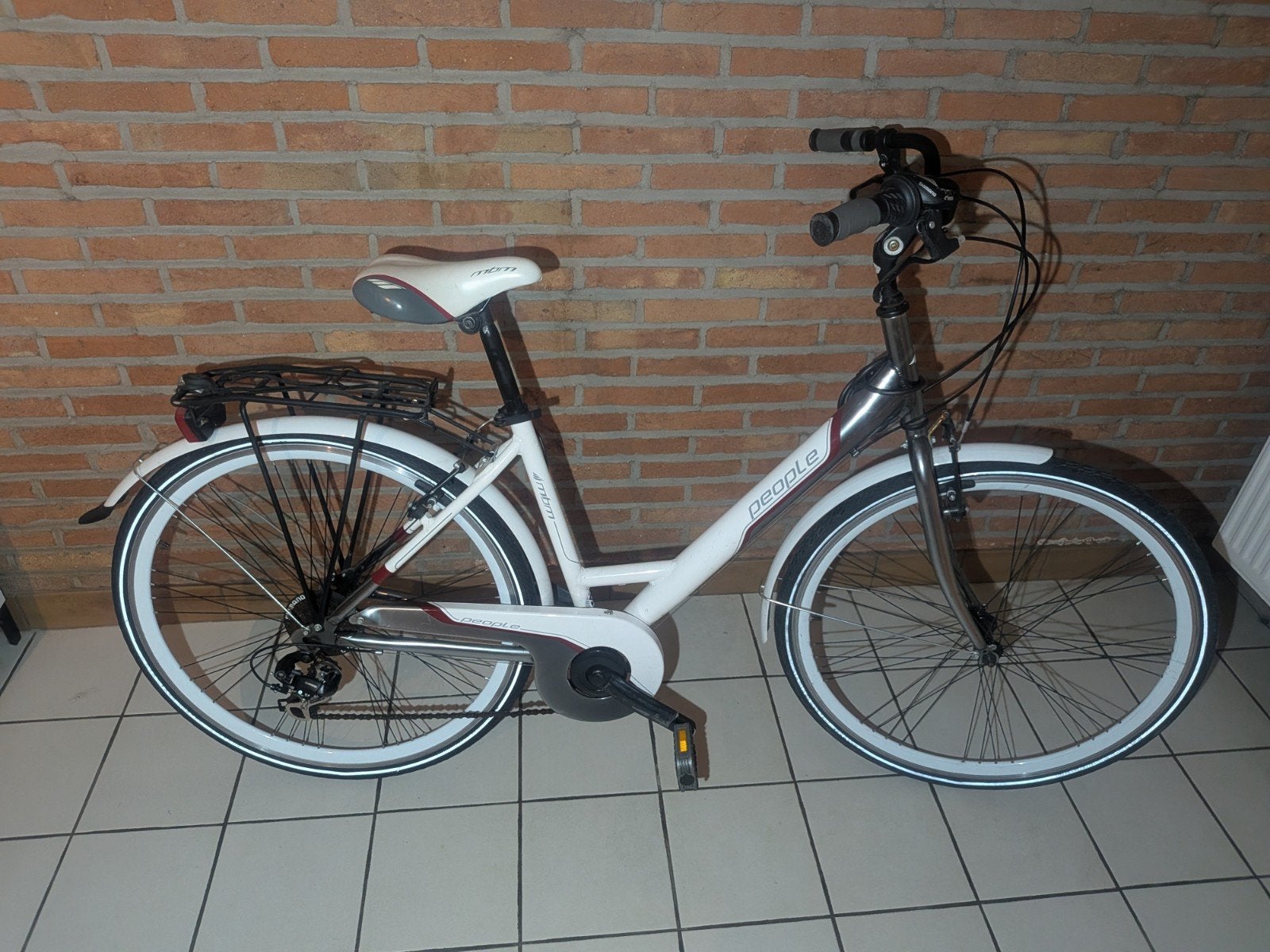 MBM people dames stadsfiets, Ophalen