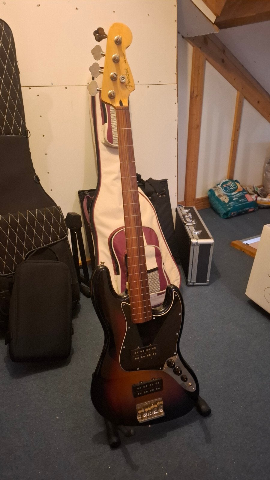 Project Bass Fender Jazz, Ophalen