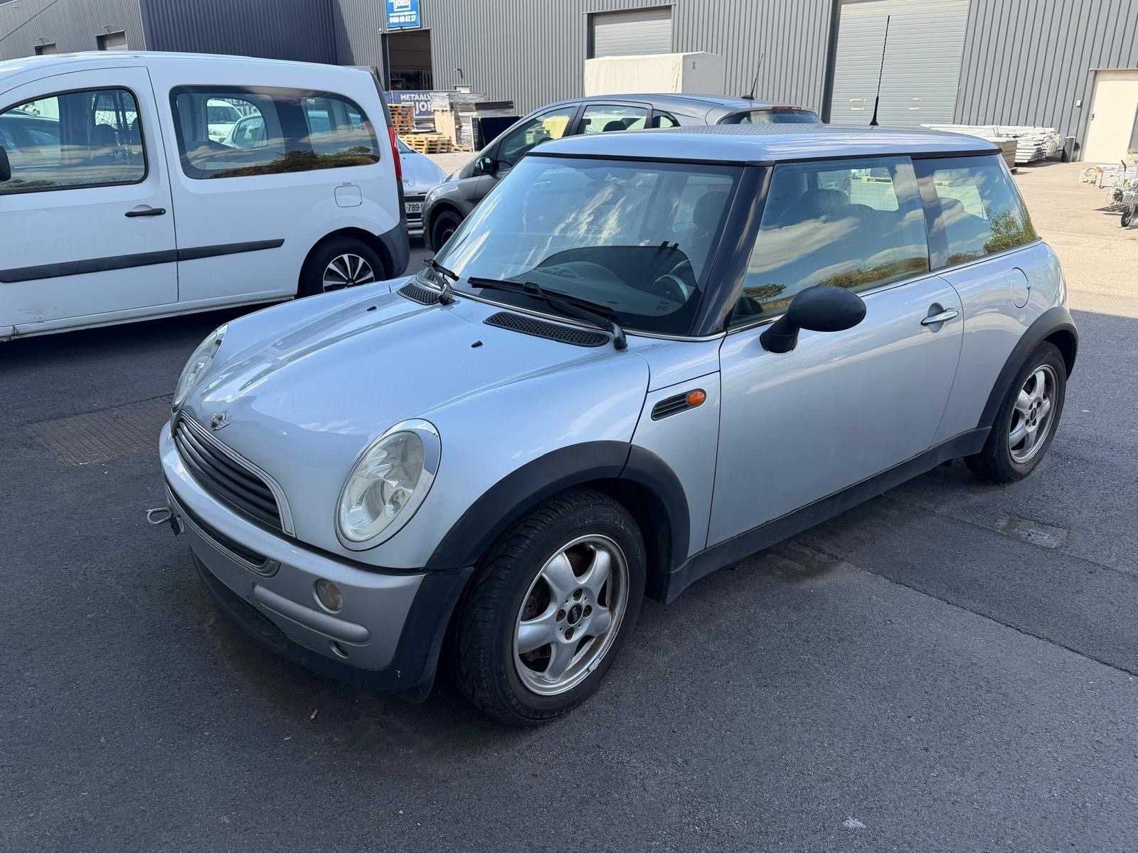 Mini voiture voyageurs 2003, Autos, Achat, Entreprise, Autres carburants, Autre carrosserie