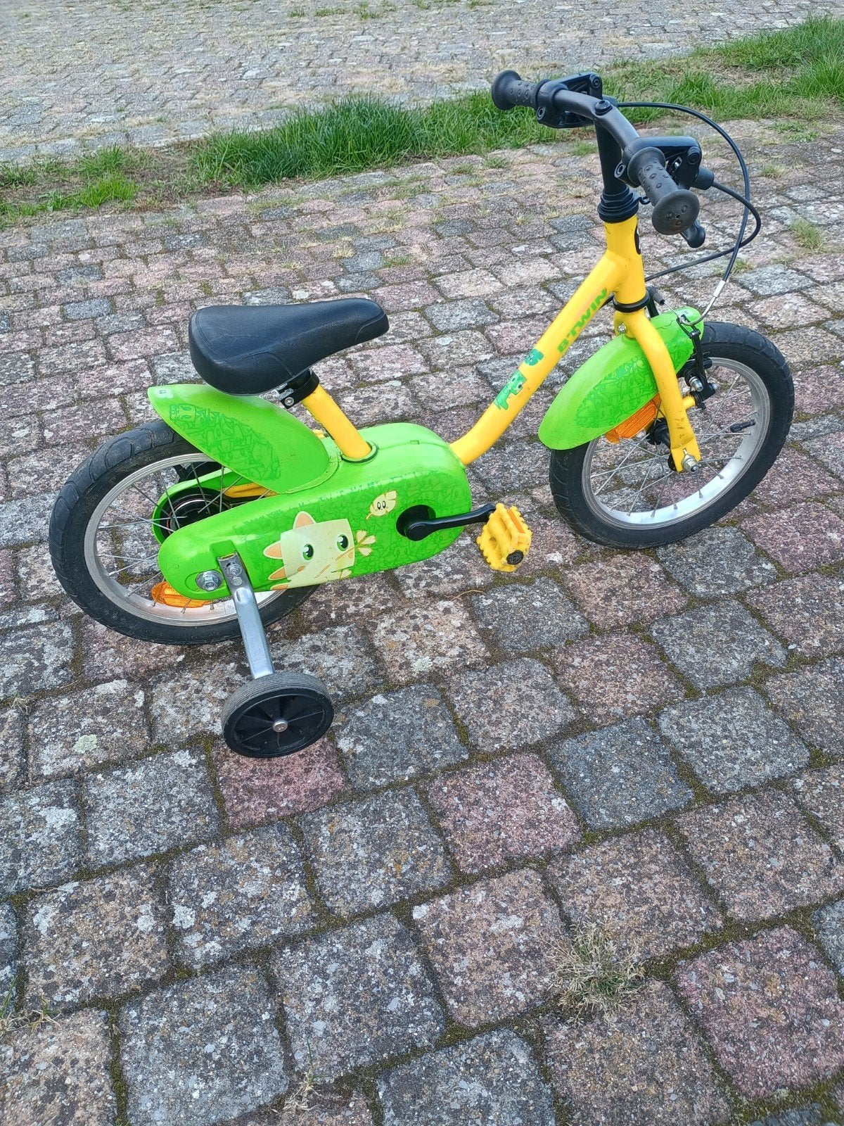 12 inch fietsje Dinosaur 500, Ophalen, Zijwieltjes, Gebruikt, Velgrem