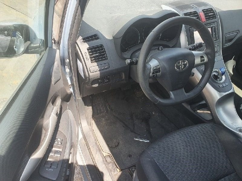 RAAMSCHAKELAAR Toyota Auris (E15) (01-2006/09-2012), Gebruikt, Kundenbetreuung@toyota.de, Toyota, Toyota-Allee 2
50858  Köln, DE