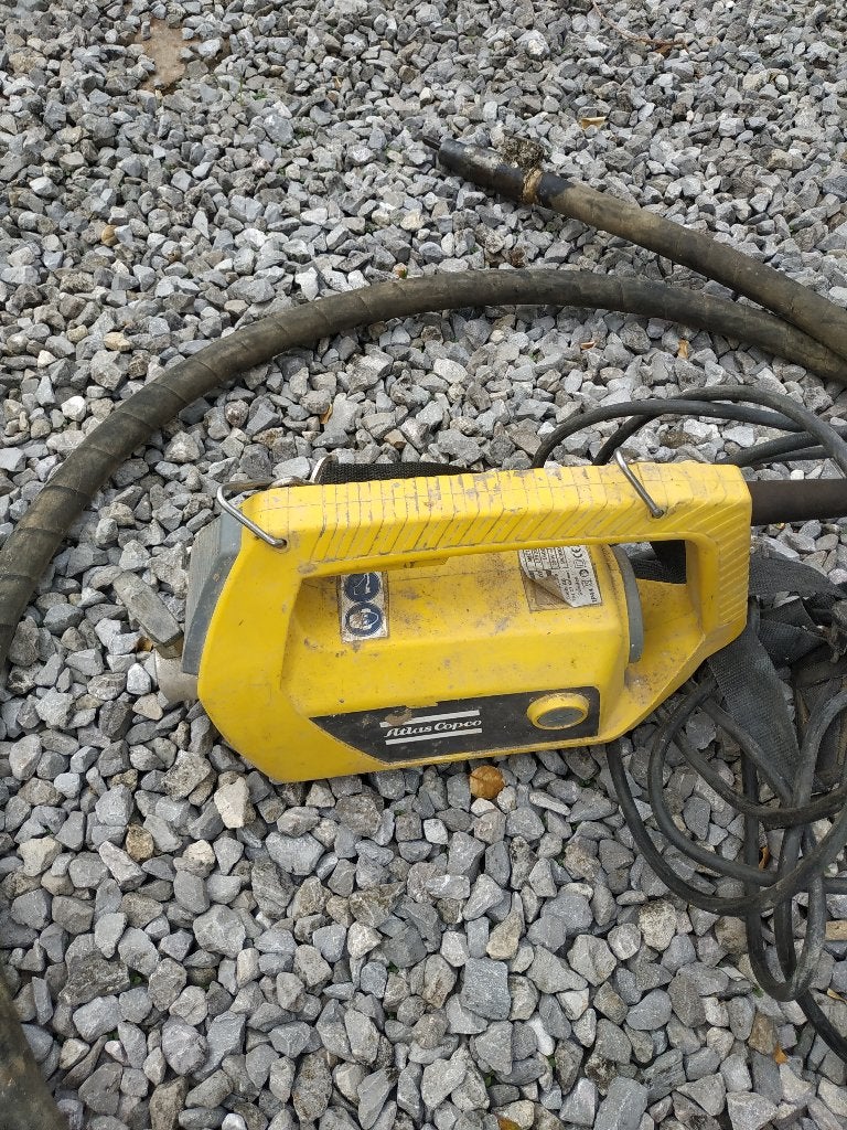 Aiguille vibrante pour beton, Enlèvement