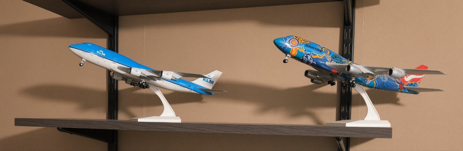 Avion maquette KLM et QANTAS, Ophalen, Zo goed als nieuw, Schaalmodel