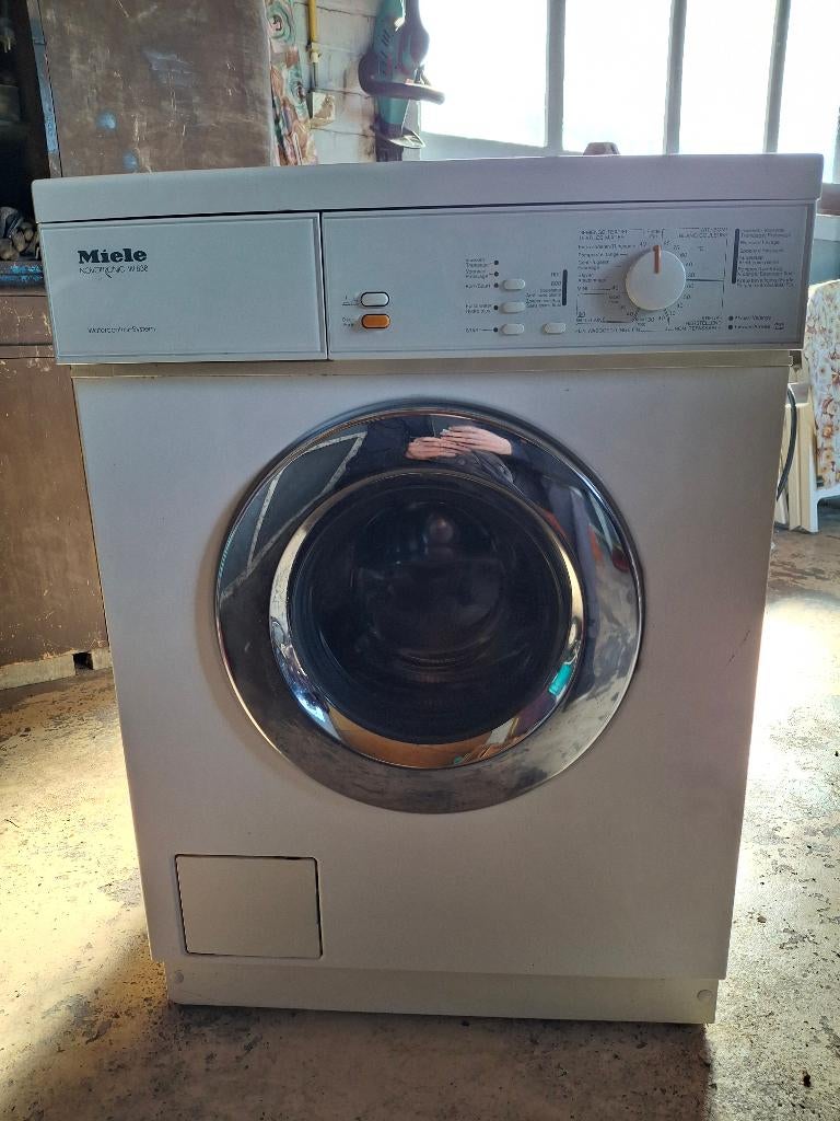 wasmachine Miele Novotronic W838, 1200 à 1600 tours, 6 à 8 kg, Chargeur frontal, Enlèvement