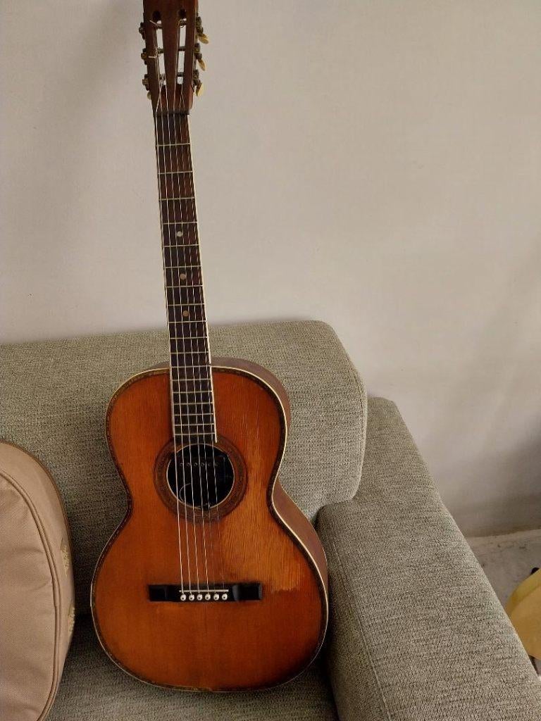 oude gitaar (waarschijnlijk) Lyon & Healy, Ophalen of Verzenden, Gebruikt