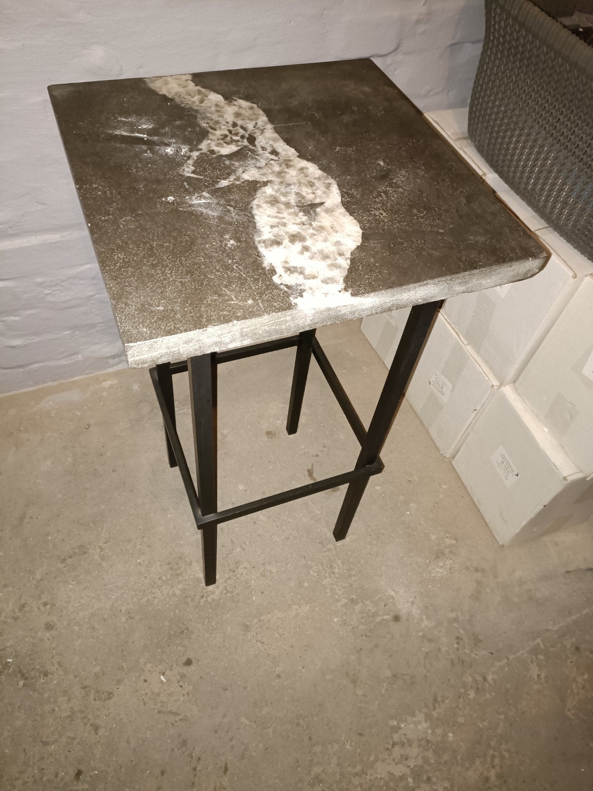 Table d'appoint en marbre, Enlèvement ou Envoi