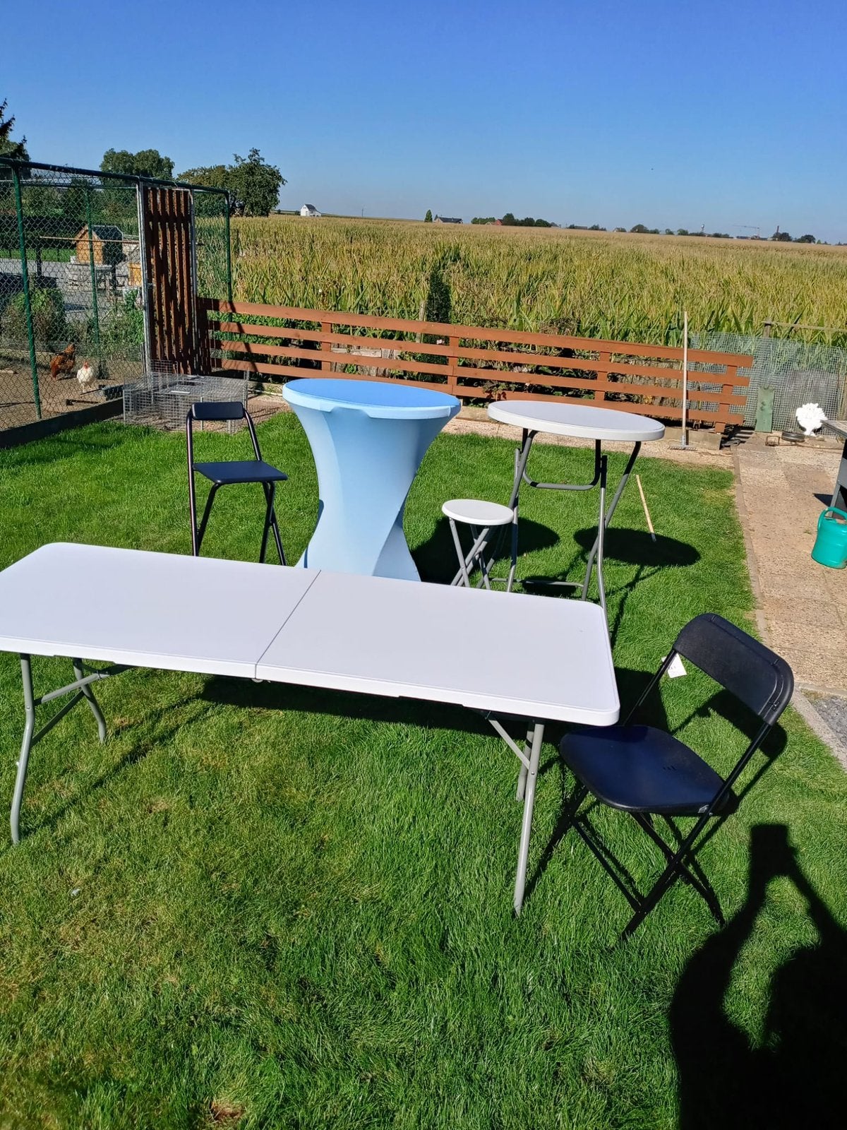 Buffet en staan tafels, Ophalen, Zo goed als nieuw