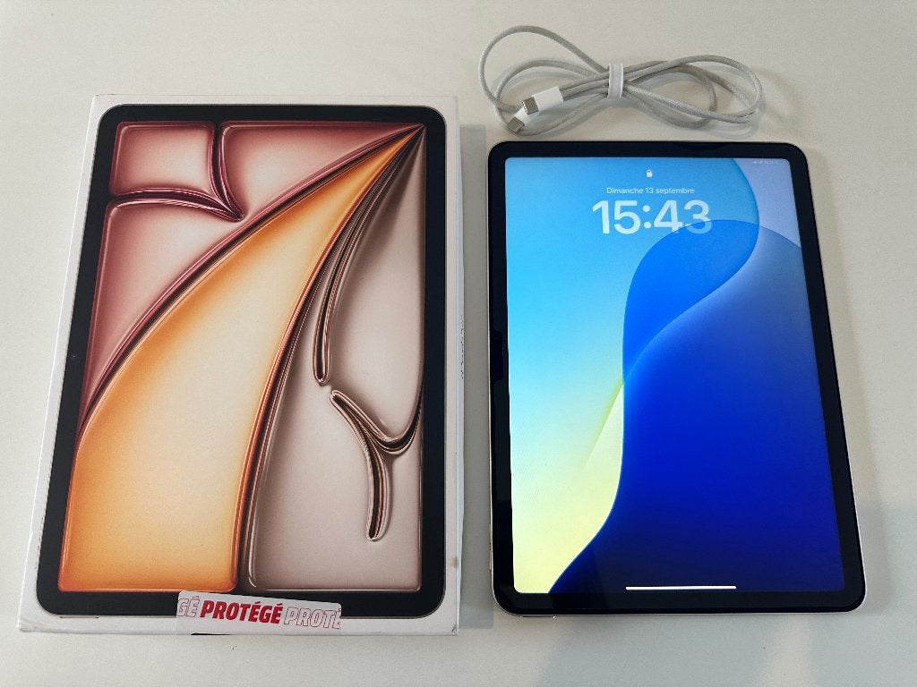 APPLE iPad Air - 11 pouces - M3 - 256 GB - Starlight - Wi-Fi, Computers en Software, Ophalen, Apple iPad Air, 11 inch, Zo goed als nieuw