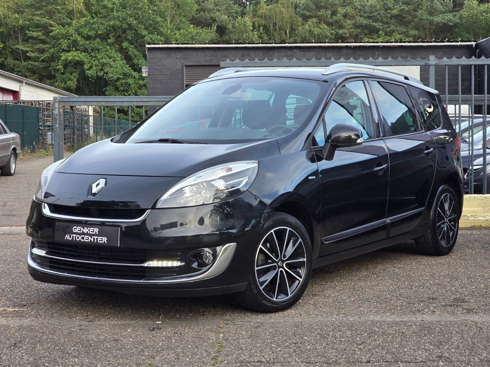 GARANTIE Renault Grand Scenic 1.2Tce /Bose Edition, Autos, Achat, Entreprise, Boîte manuelle, Bluetooth
