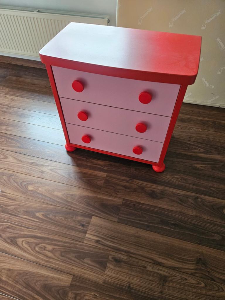 Kastje ikea, Huis en Inrichting, Ophalen