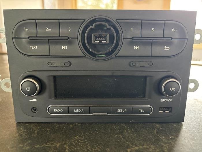 Radio van een Renault Twingo, Gebruikt, -, -, Ophalen of Verzenden