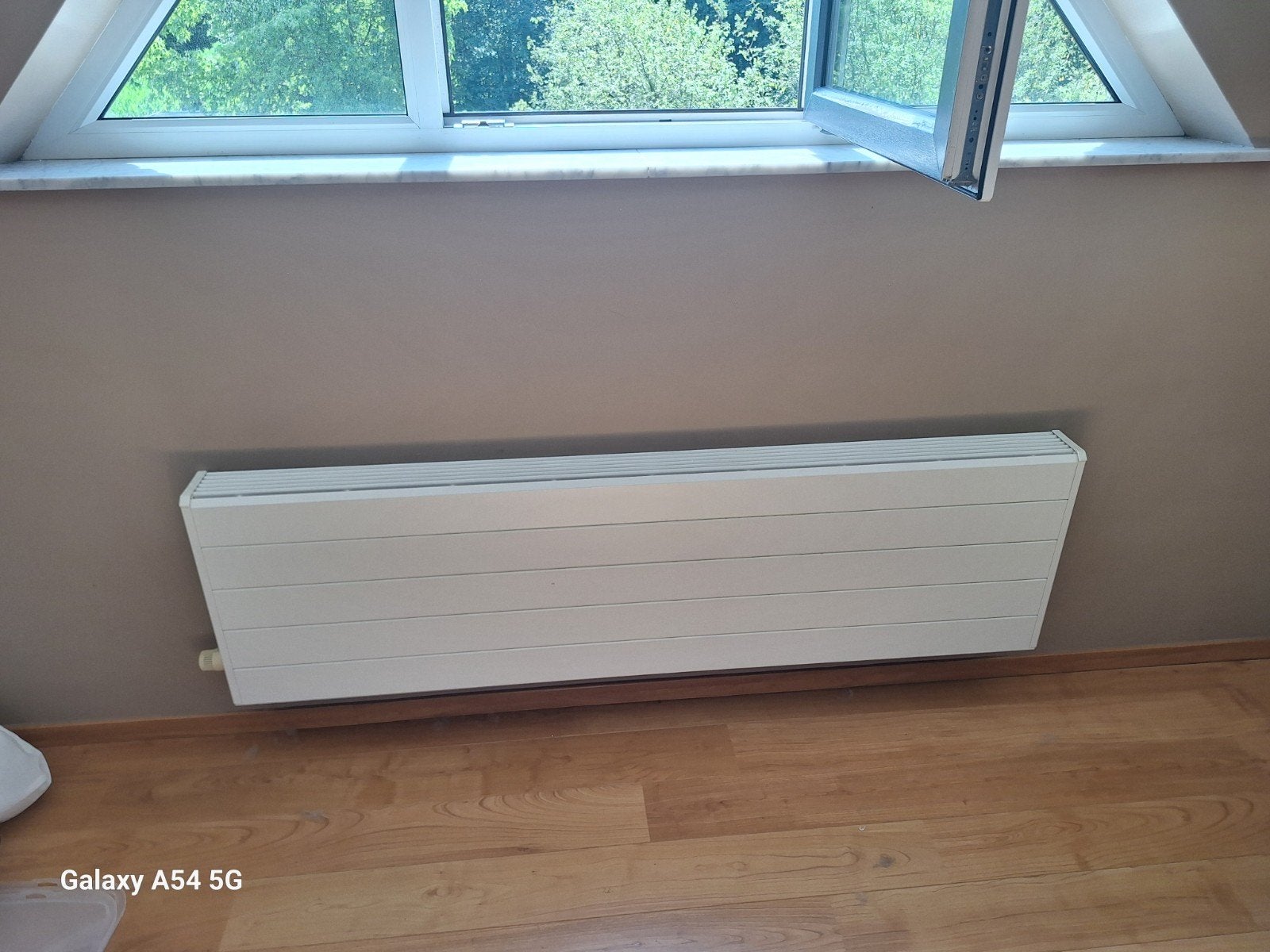 2 convecteurs H 40 cm L 1200 et 1 convecteur H 50 cm L 1800, Bricolage & Construction, Chauffage & Radiateurs, Enlèvement ou Envoi