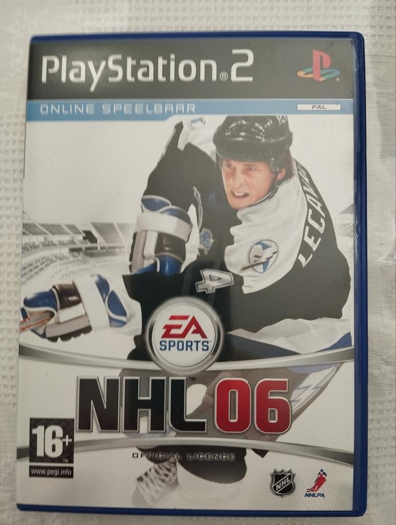 Playstation 2 game EA Sports NHL06 / 16+ IJshockeyspel, Ophalen of Verzenden, Zo goed als nieuw, Simulatie, Vanaf 16 jaar