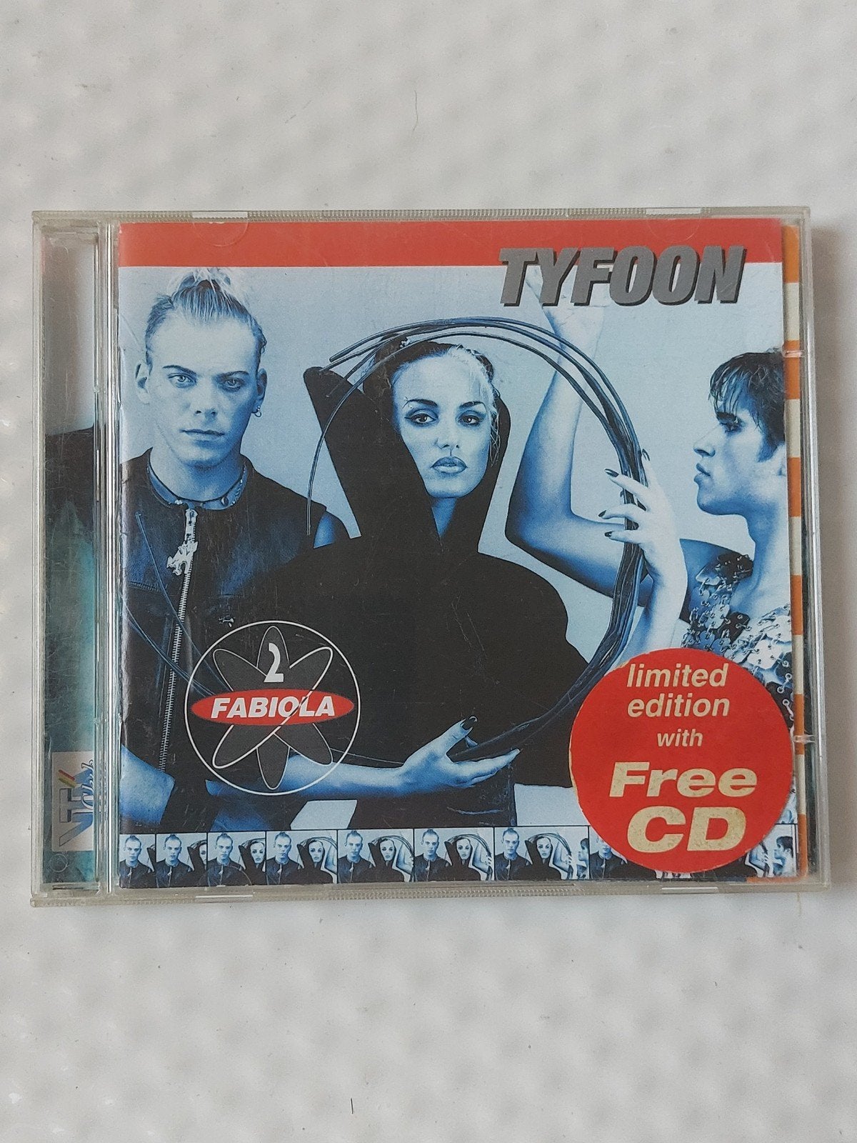 2 FABIOLA - TYFOON, Cd's en Dvd's, Verzenden