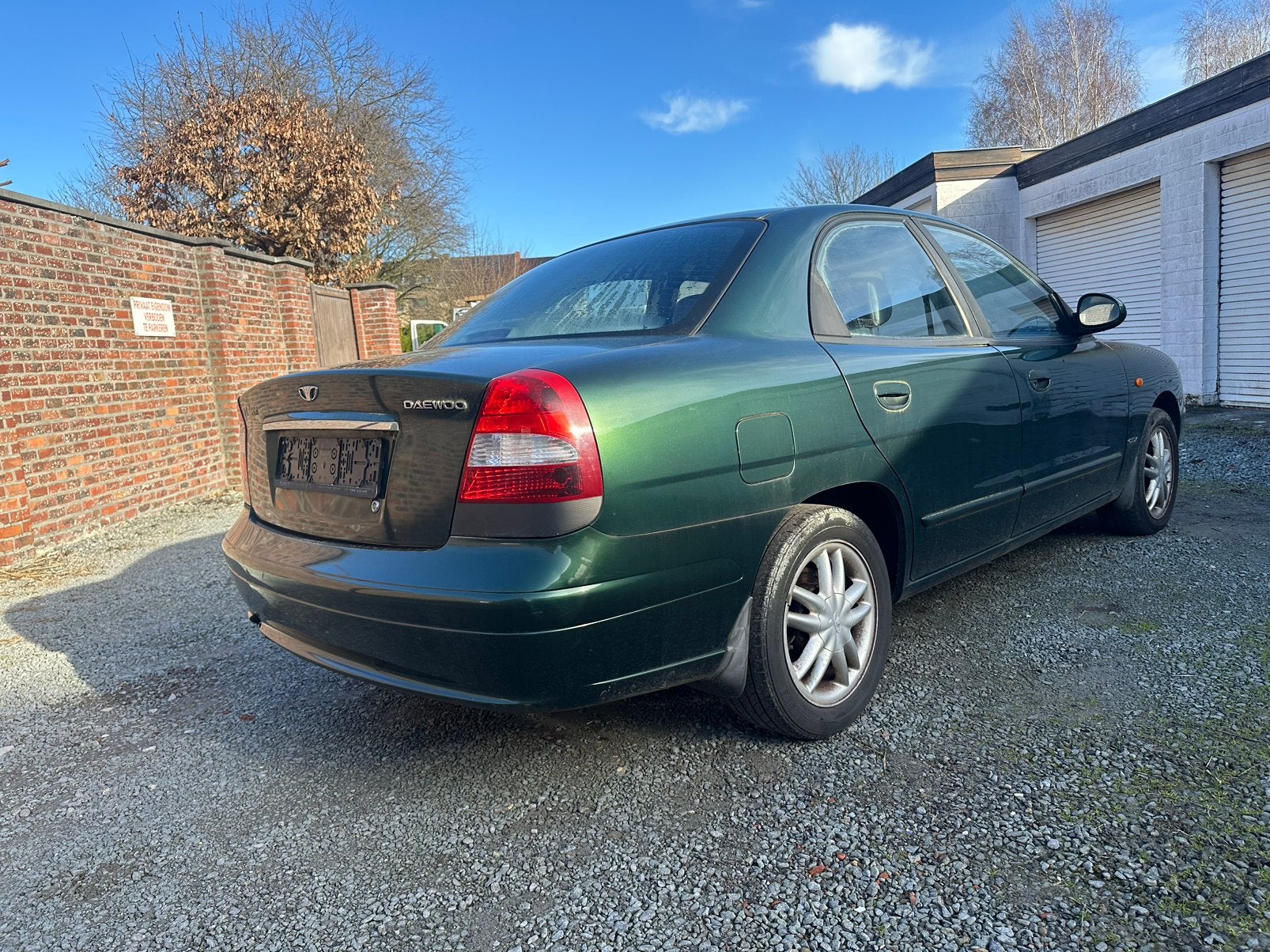 Daewoo Nubira 2.0 benzine 98 Kw,Bj 2001,Airco, Auto's, Voorwielaandrijving, 4 deurs, Stof, Grijs