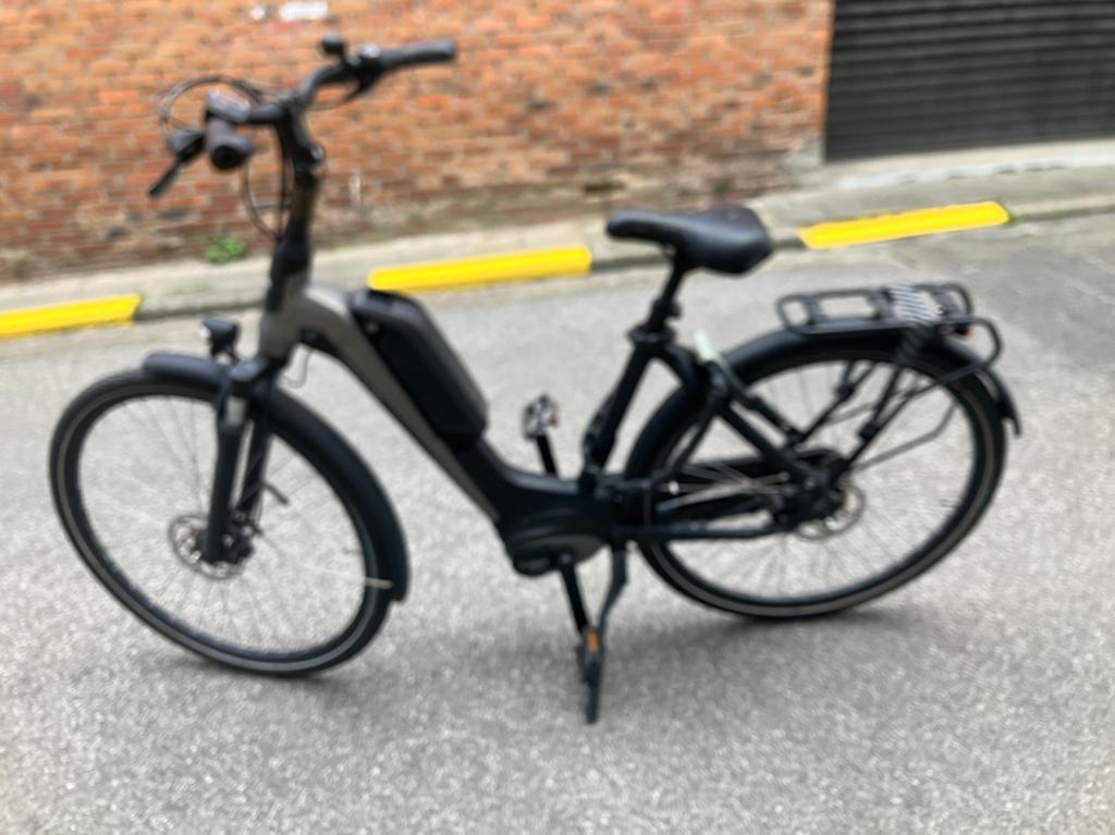 E-bike, Fietsen en Brommers, Elektrische fietsen, Ophalen, Zo goed als nieuw