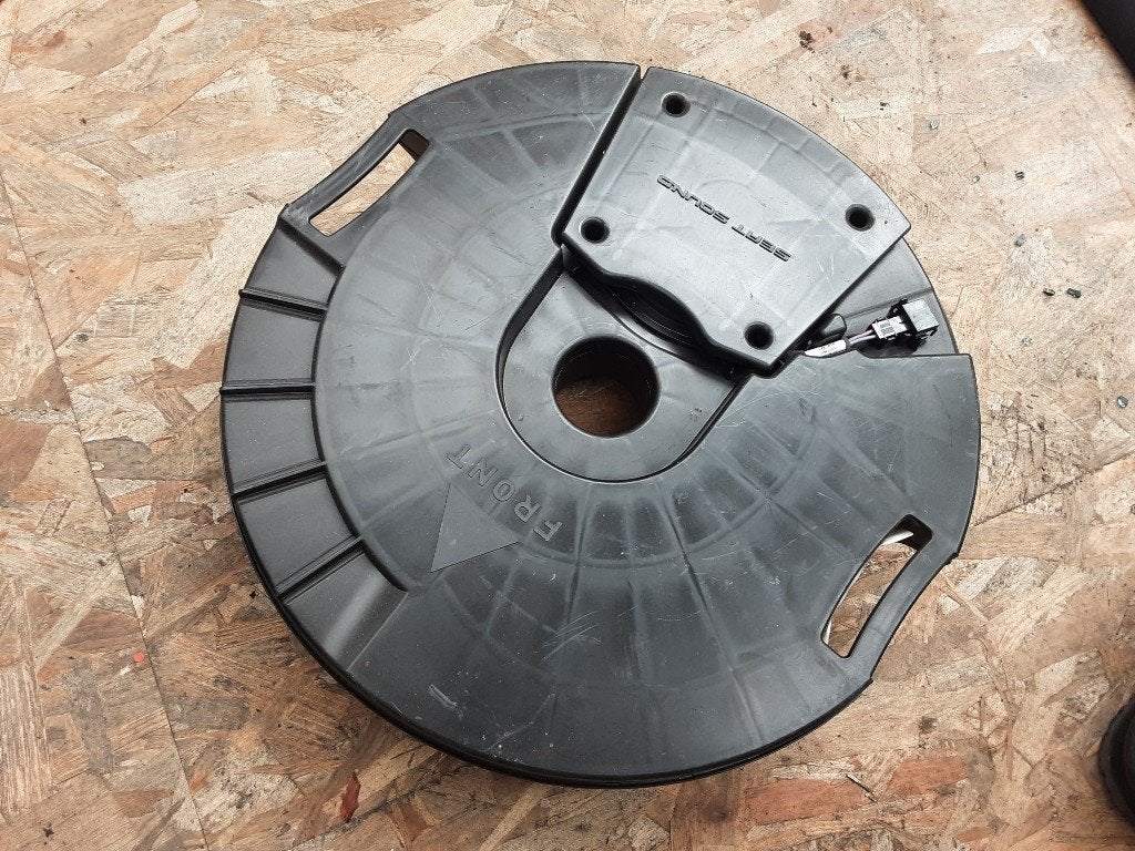 HAUT PARLEUR / ENCEINTE Seat Leon SC (5FC) (5F0035382), Mevr. I. Hauben, Utilisé, Rue de l'Espoir 34 34
4030  GRIVEGNÉE, BE, Info@Collignon.be
