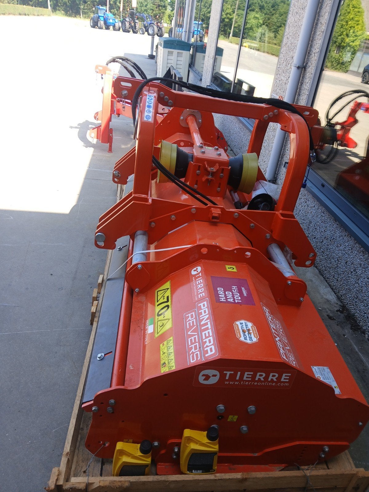 Tierre Pantera reverse 280 reverse, Articles professionnels, Agriculture | Outils, Enlèvement