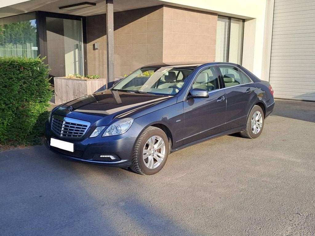 Mercedes-Benz E 250 E 250 CDI BE Elegance, Auto's, Navigatiesysteem, 4 deurs, Achterwielaandrijving, Gebruikt