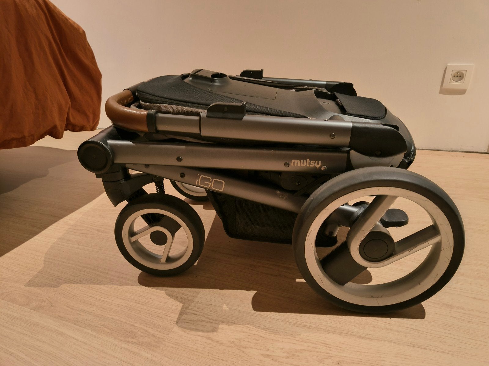 Mutsy iGo combi kinderwagen, Kinderen en Baby's, Buggy's, Ophalen, Maxi-Cosi