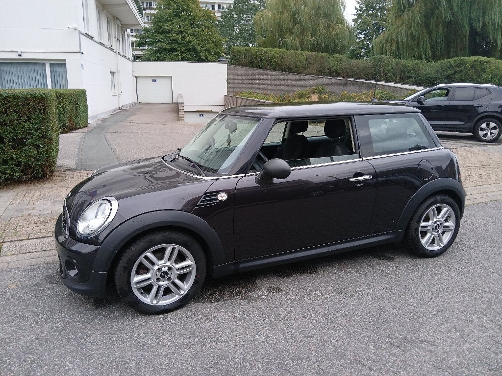 Mini Cooper One 1.6i, Voorwielaandrijving, Stof, Zwart, Overige kleuren