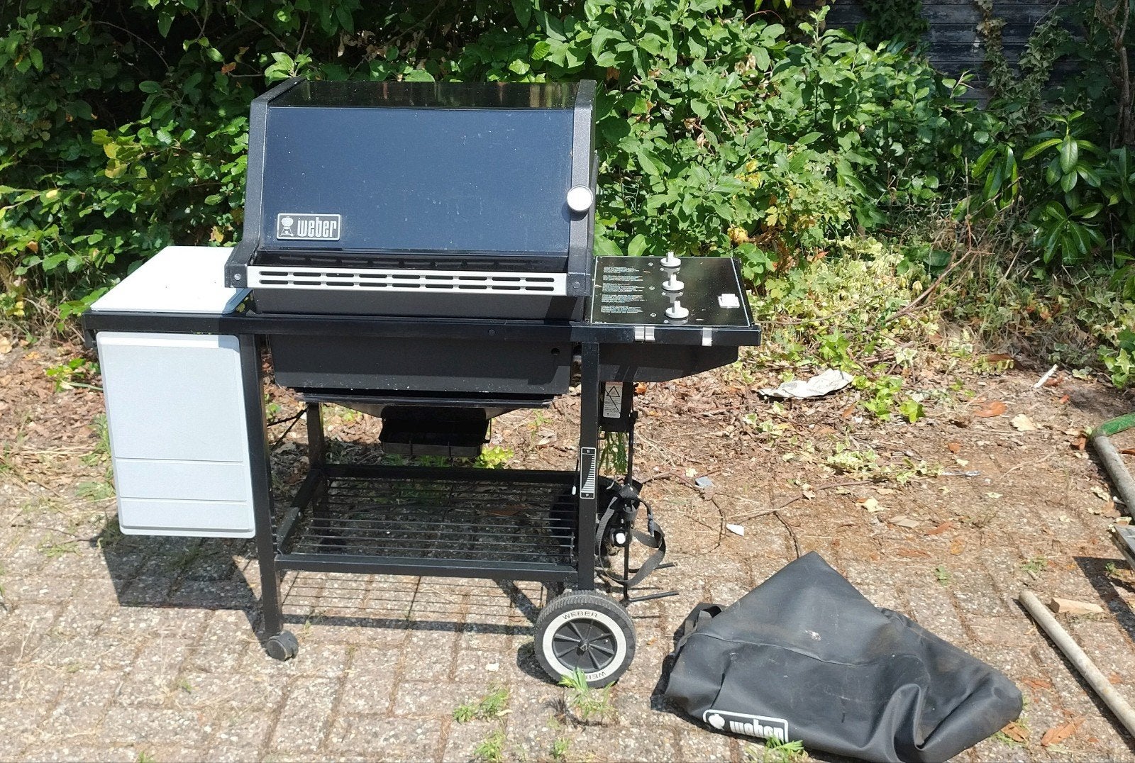 Weber BBQ genesis 1000 serie, Enlèvement, Weber