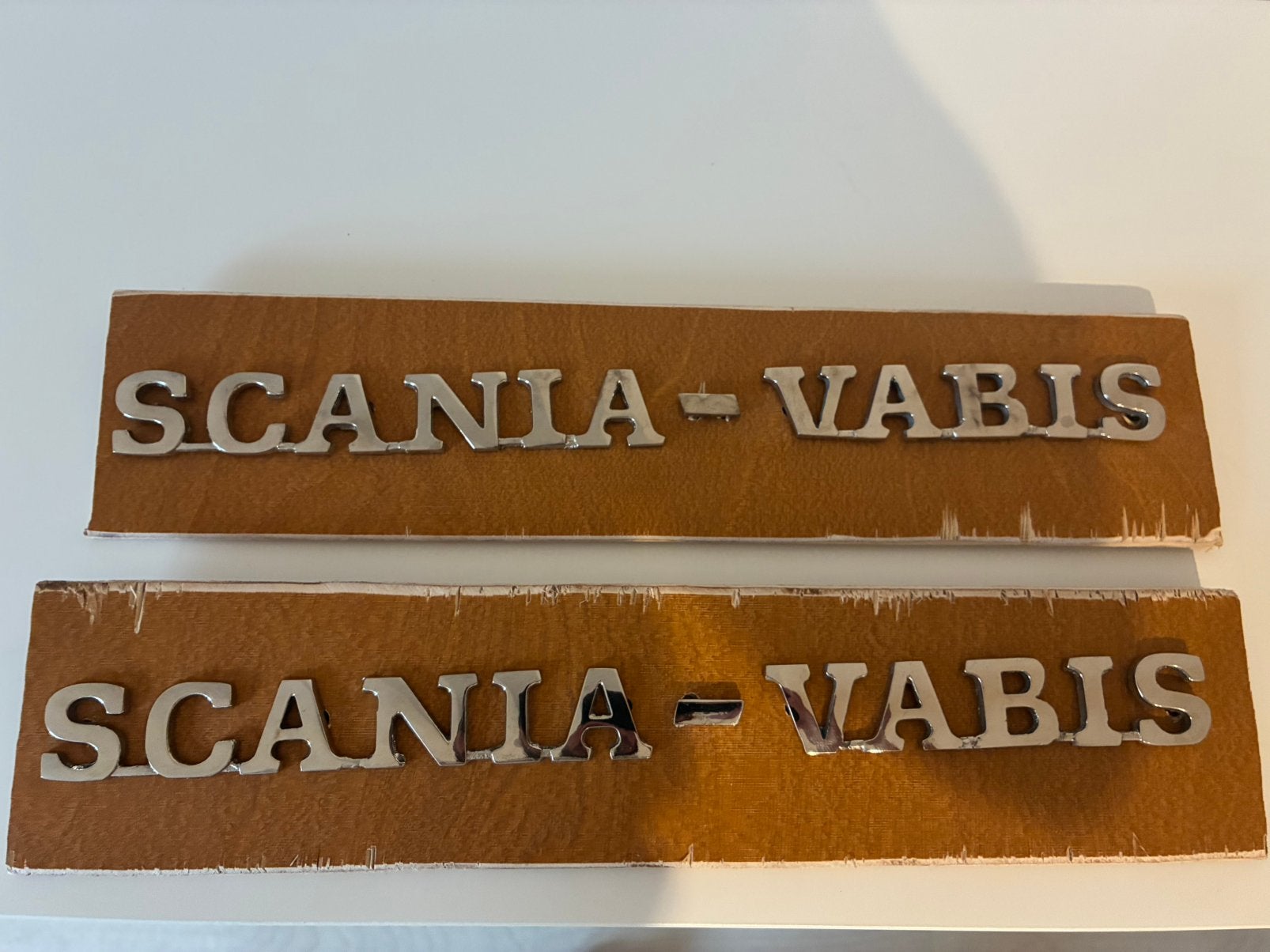 3x scania vabis embleem, Enlèvement ou Envoi, Scania