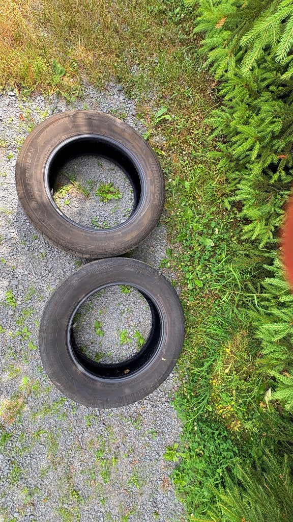 Pneus, 215 mm, Pneus été, Enlèvement, Utilisé