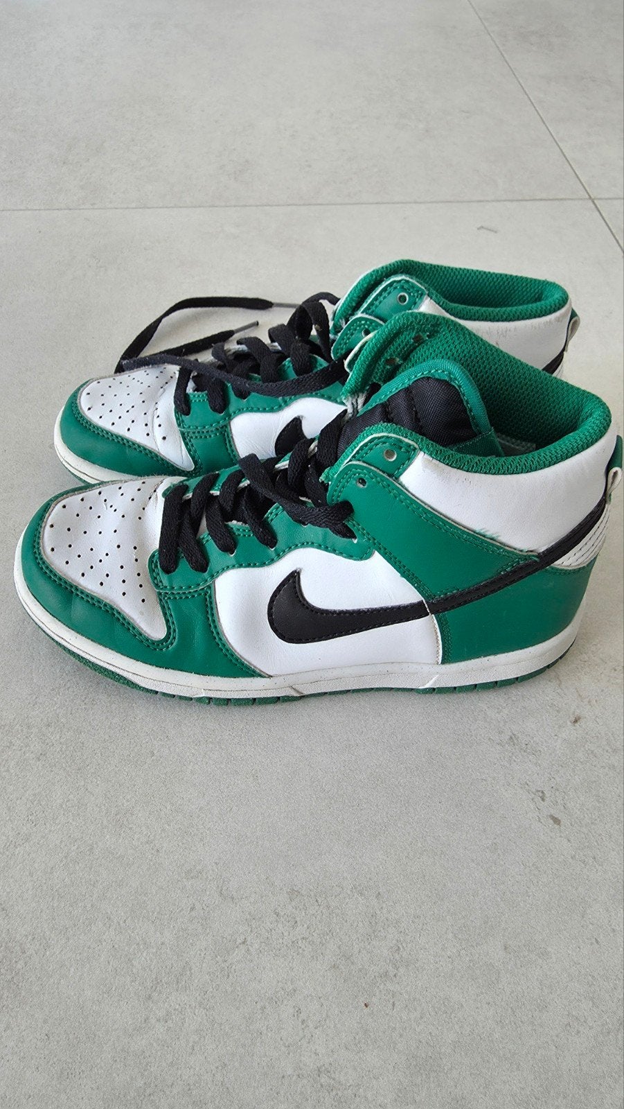 NIKE SCHOENEN MAAT 35.5, Ophalen of Verzenden, Schoenen