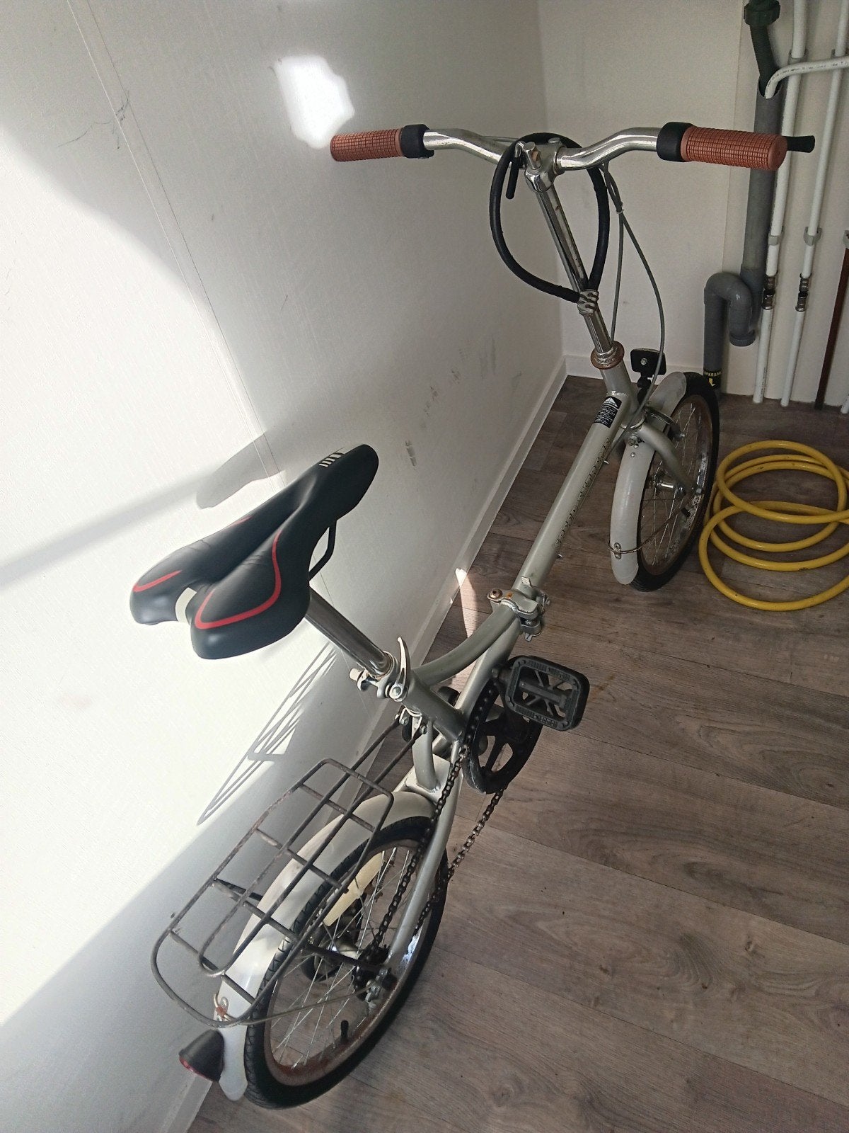 Plooifiets, Ophalen