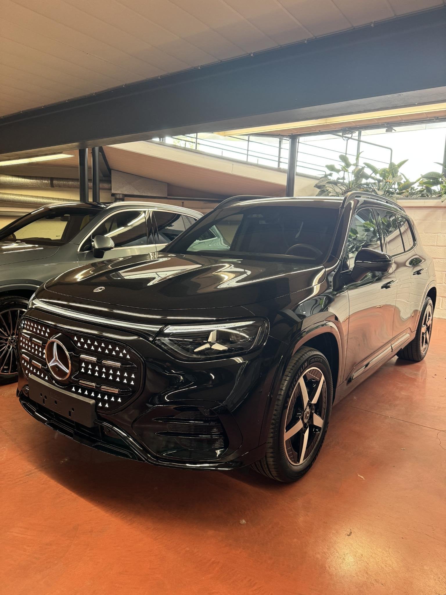 Mercedes-Benz GLB GLB 250+ AMG Line DOS 8944, Autos, Mercedes-Benz, Neuf, Achat, 94 kWh, Entreprise