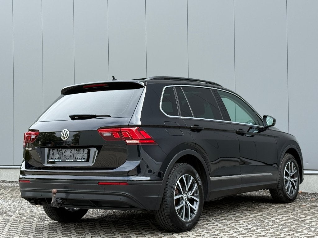 Volkswagen Tiguan 1.4TSI DSG Pano Camera ACC LijnASS Carplay, Autos, Volkswagen, 1395 cm³, Achat, 110 kW, Entreprise