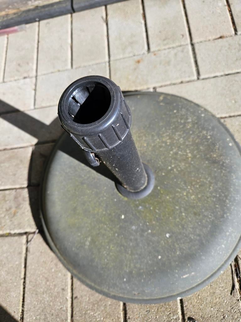 Parasolvoet, Enlèvement, Base de parasol